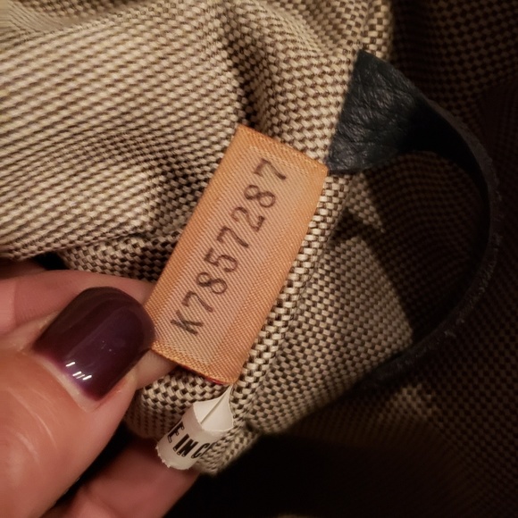 Dooney & Bourke handbag - Picture 6 of 8